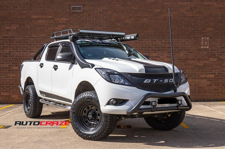 MAZDA BT 50 D HOLE BLACK